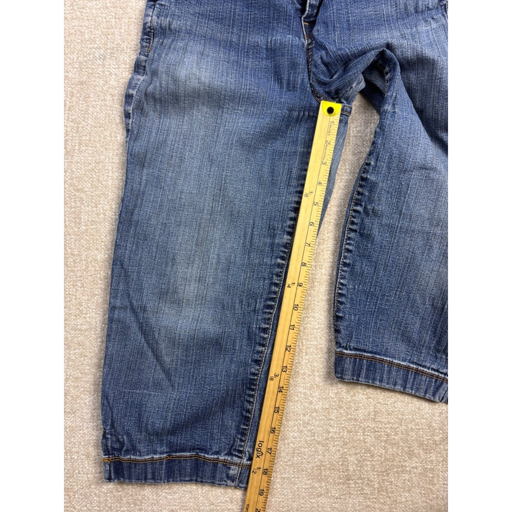 Levis 512 Perfectly Slimming Capri Jeans Womens 8 Medium Wash Denim Cropped - Picture 7 of 10